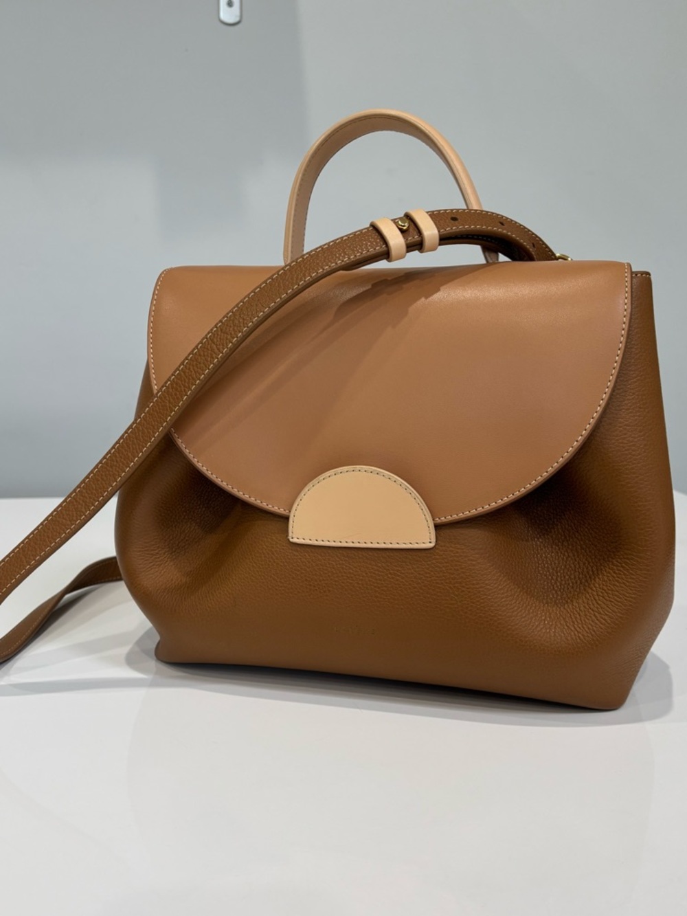 Polène Numéro Un Trio Carmel Structured Leather Bag Tan Top Handle Crossbody EUC - Picture 3 of 11